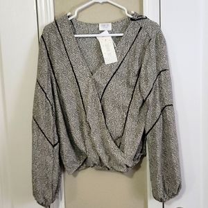 Women's Large cropped blouse,  very cute